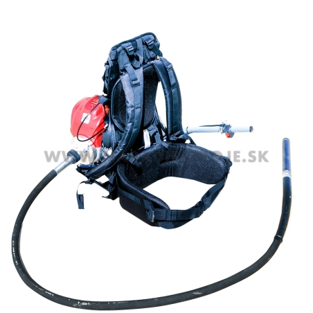 BackPack Enar motorový ponorný vibrátor na betón - pohonná jednotka s motorom Honda