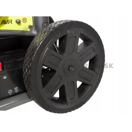 WX 6250 ES Pramac trojfázová elektrocentrála s AVR, elektrickým štartom a podvozkom