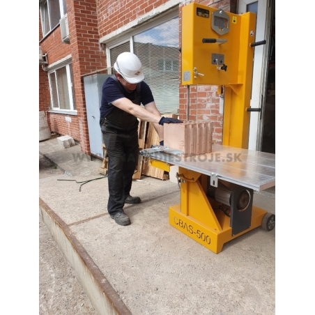 CBAS 500 Cedima pásová píla na rezanie veľkých blokov z porobetónu a dutých pálených tehál s nízkou hustotou