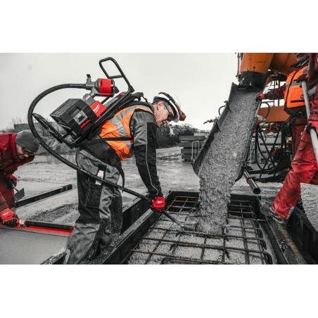 MXF CVBPKIT-602 MILWAUKEE MX FUEL™ batohový vibrátor do betónu