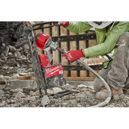 MXF CVBPKIT-602 MILWAUKEE MX FUEL™ batohový vibrátor do betónu