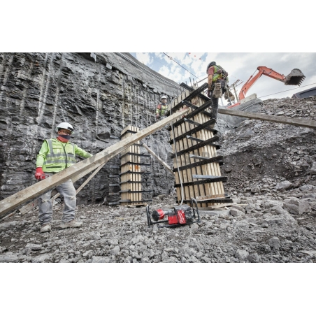 MXF CVBPKIT-602 MILWAUKEE MX FUEL™ batohový vibrátor do betónu