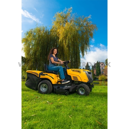 RLT 102 HRD TWIN Riwall Pro trávny traktor so zadným vyhadzovaním a hydrostatickou prevodovkou