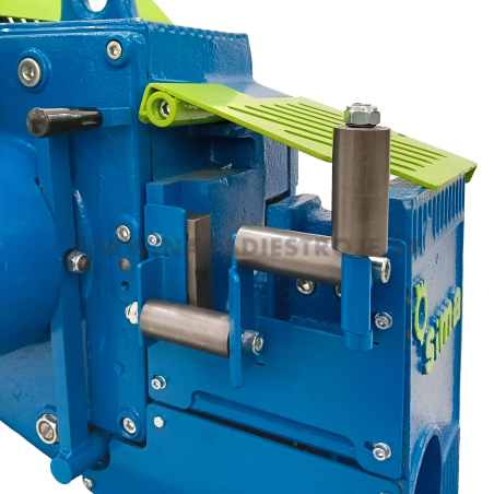 CEL 52 P Sima rezačka stavebnej ocele, roxorov