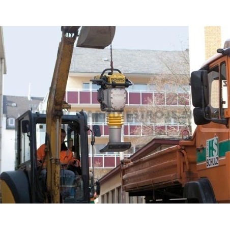 BT 65 Bomag vibračné dusadlo s motorom Honda GXR 120