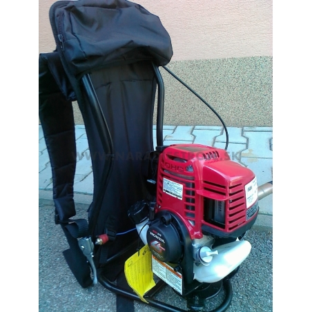 BackPack Enar motorový ponorný vibrátor na betón - pohonná jednotka s motorom Honda