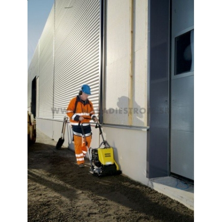 LF 80 LAT Atlas Copco jednosmerná vibračná doska vrátane kropenia, podvozku