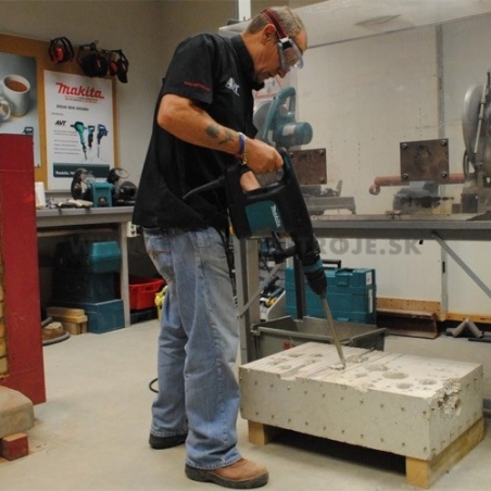 HM1101C Makita 7kg sekacie kladivo SDS-Max